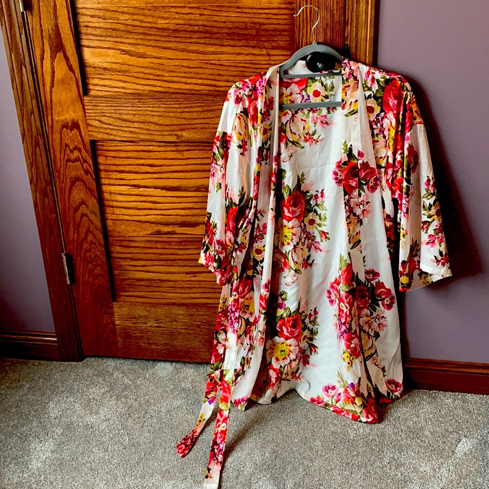 Silky flowered robe